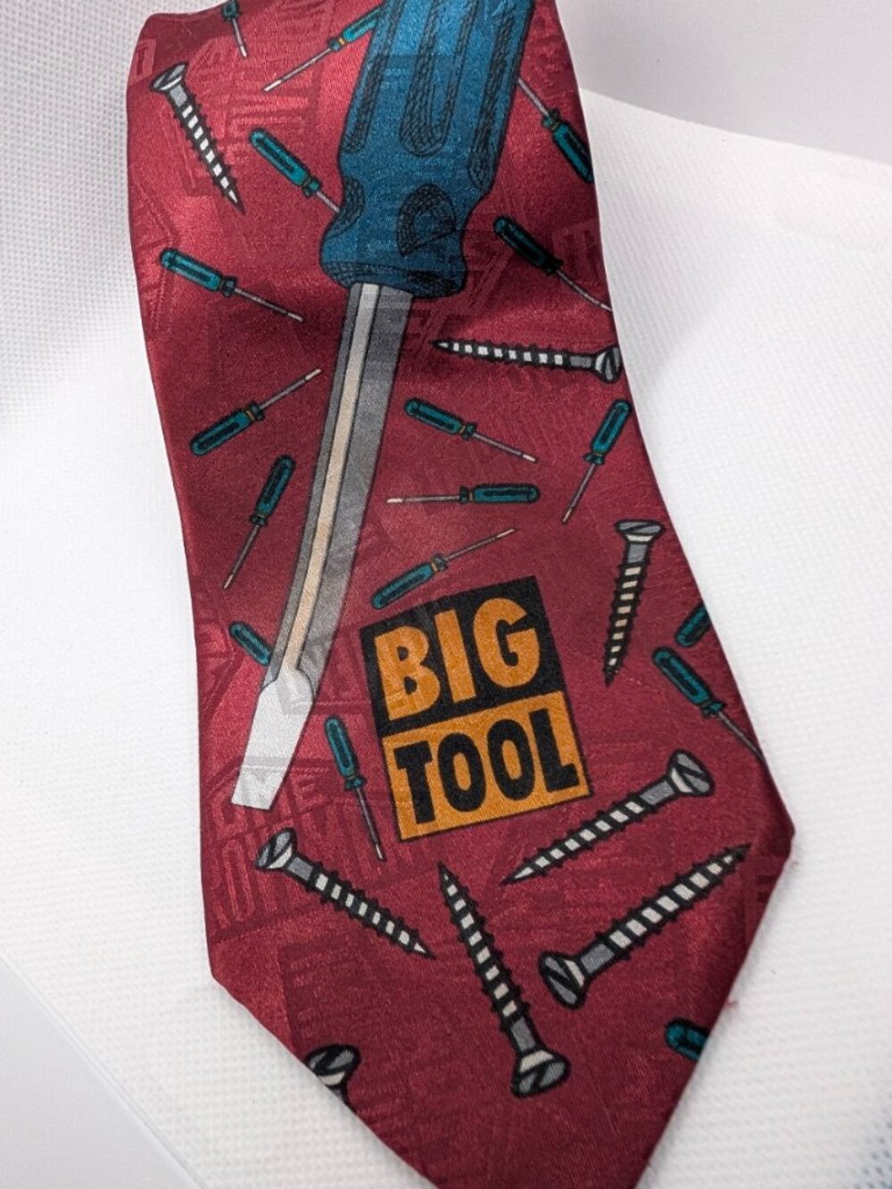Vintage Home Improvement Tim The Toolman Taylor Big Tool Red poly Tie 90s 58X4"